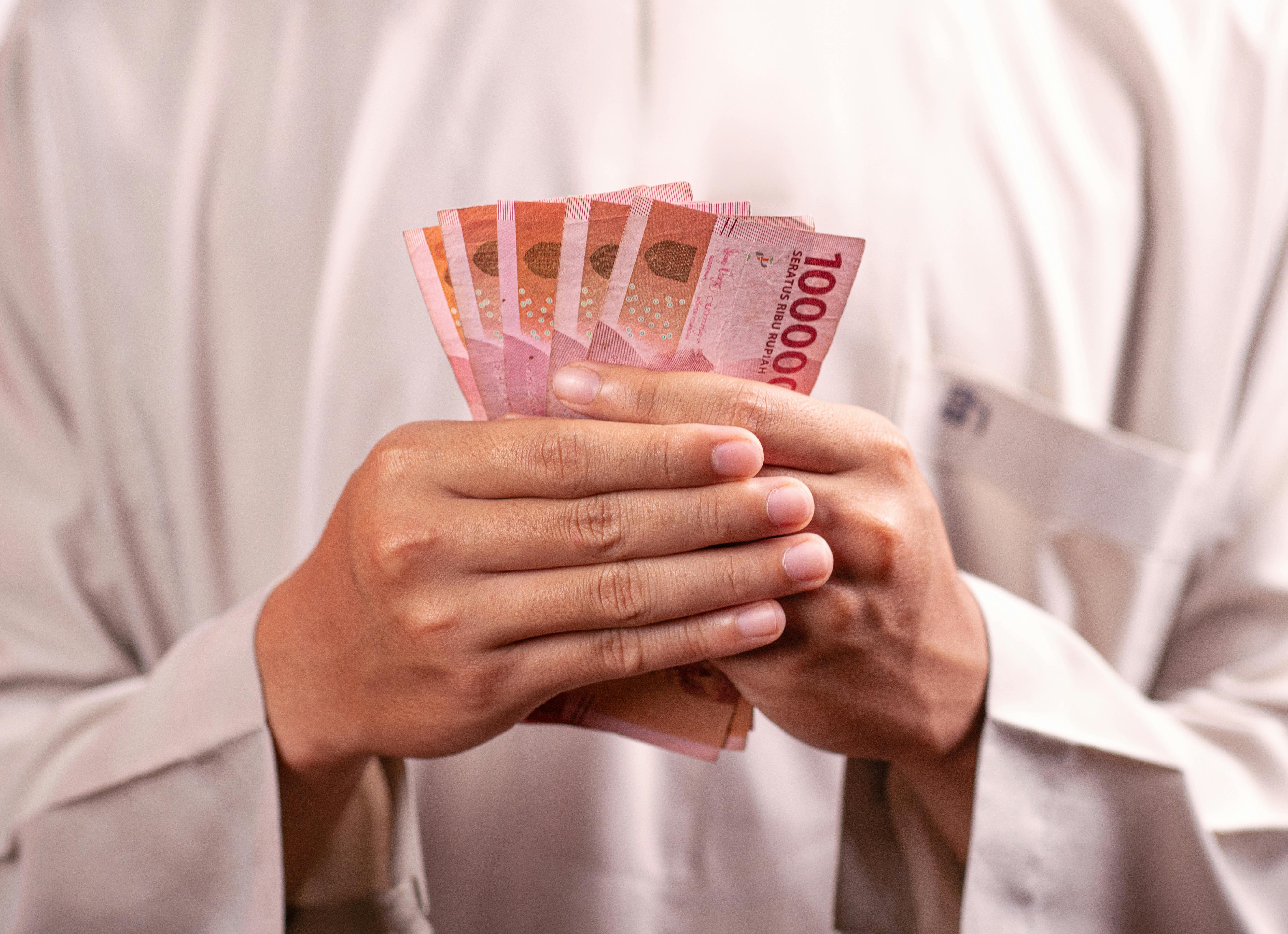 Islamic Banking: Shariah Compliance Requirements